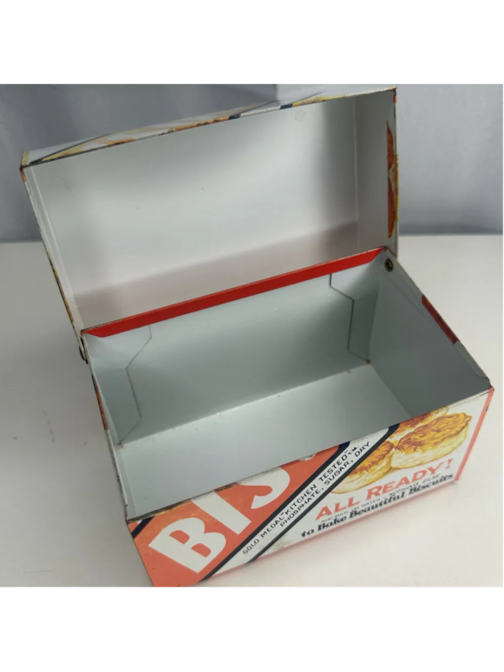 Vintage Betty Crocker Bisquick Metal Recipe Box Tin – General Mills Advertising